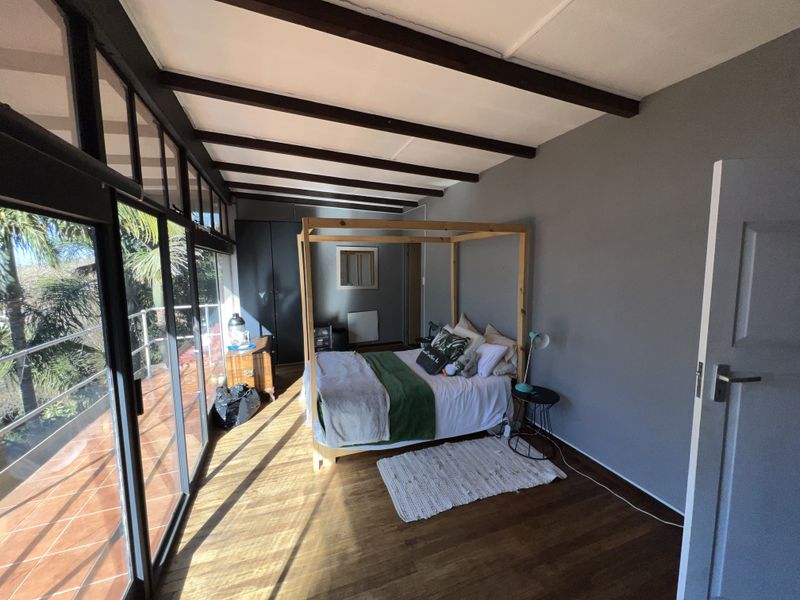 Unlock the Potential: A Character-Filled Home and Investment in One. - Photo 6