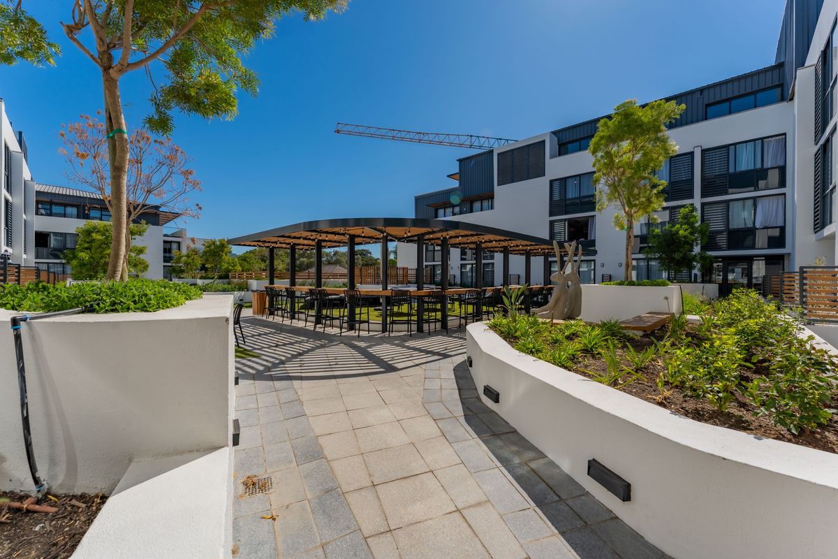 Where Academic Focus Meets Lifestyle Luxury - Photo 2