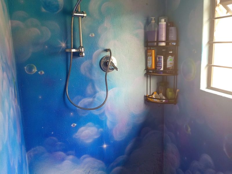 The canvas is yours - Photo 10