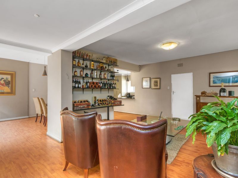 WELCOME TO YOUR DREAM HOME LOCATED IN THE HIGHLY SOUGHT-AFTER NEIGHBORHOOD OF SAVOY ESTATE!!! - Photo 6