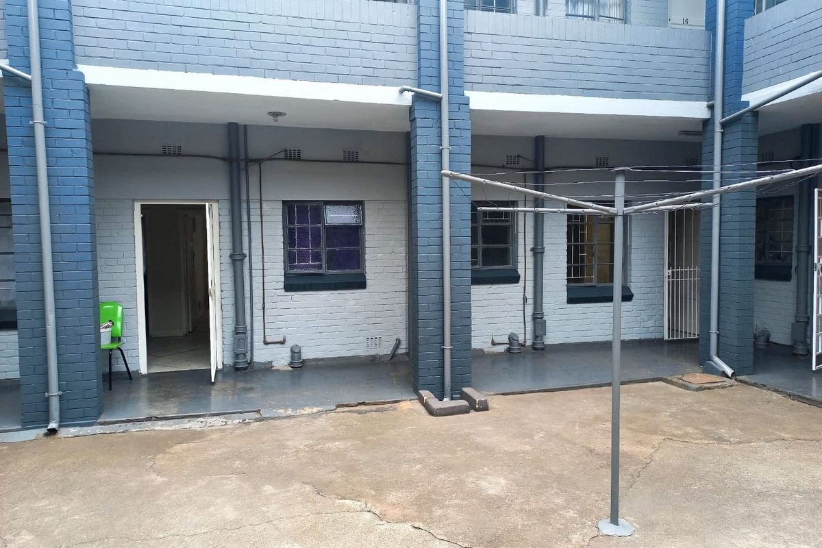 Prime investment block of flats - Photo 3