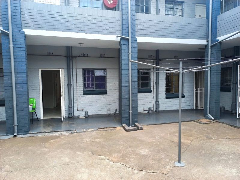 Prime investment block of flats - Photo 3