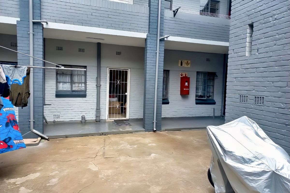 Prime investment block of flats - Photo 4