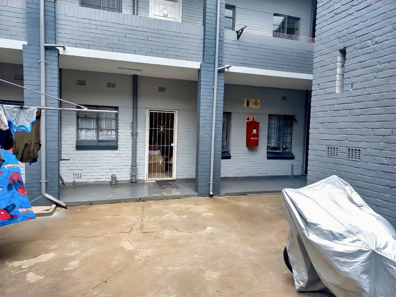 Prime investment block of flats - Photo 4