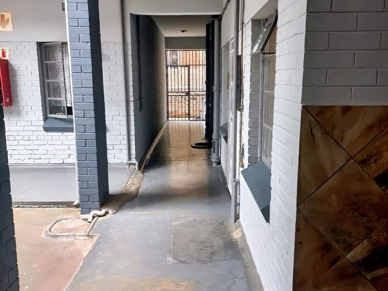 Prime investment block of flats - Photo 2