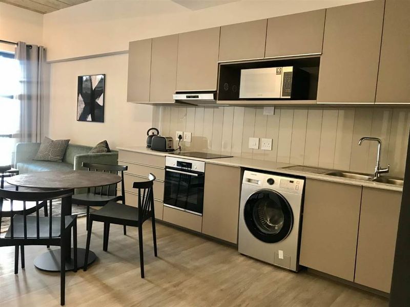 City Living Redefined – Contemporary Studio Apartment for Sale in Prime Sandton Location - Photo 2