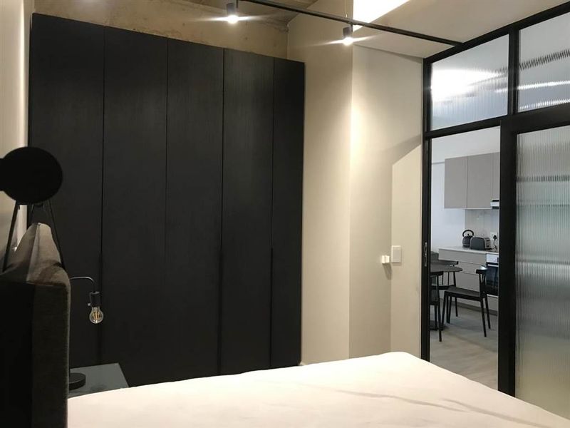 Invest in Lifestyle – Sleek Studio Apartment Nestled in the Heart of Sandton - Photo 8