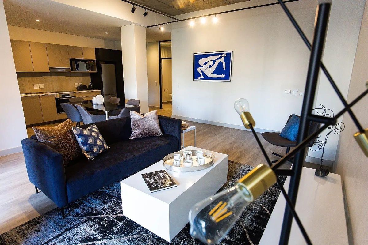 Invest in Lifestyle – Sleek Studio Apartment Nestled in the Heart of Sandton - Photo 4