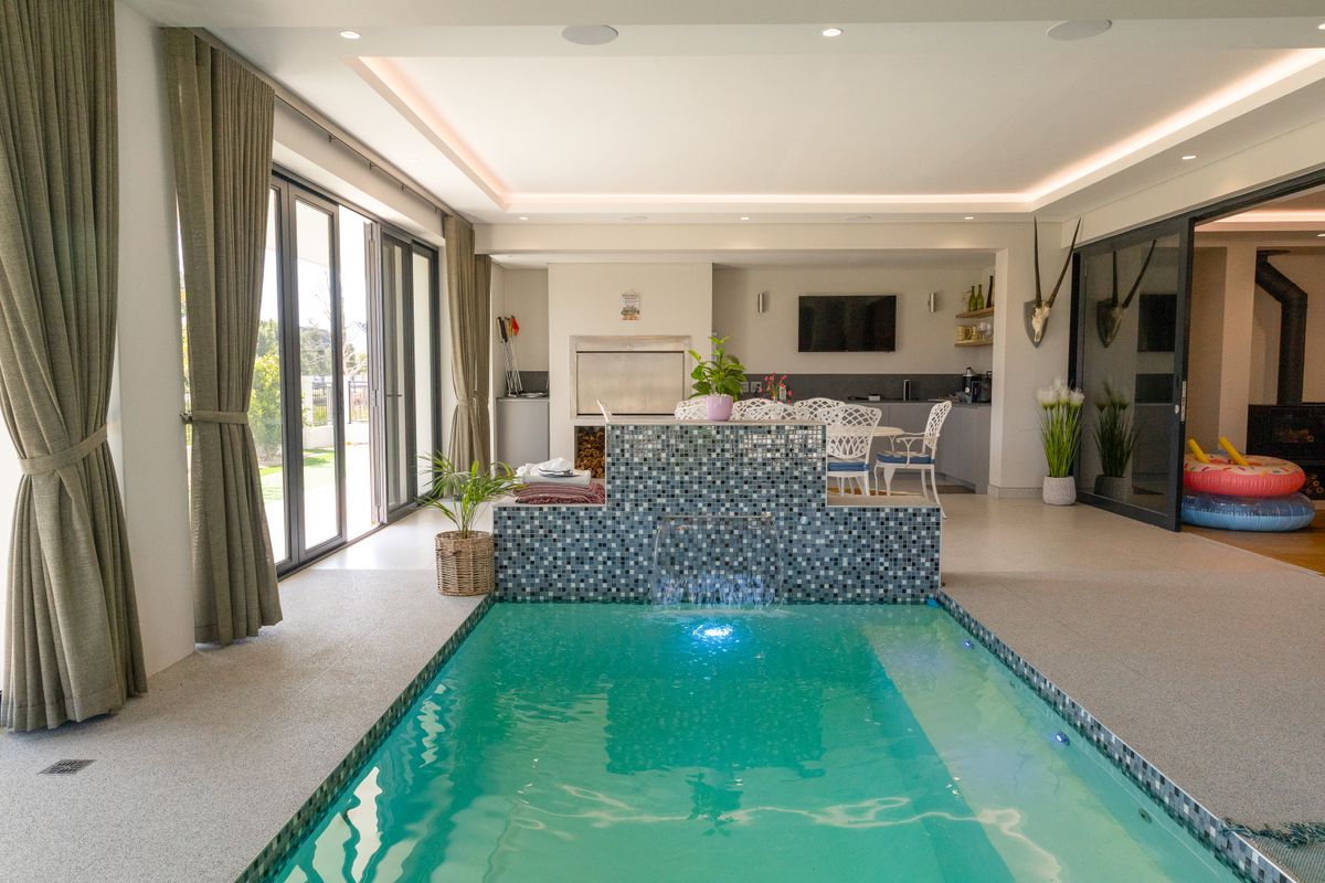 Experience Unrivaled Elegance in This Exquisite Luxury Residence - Photo 2