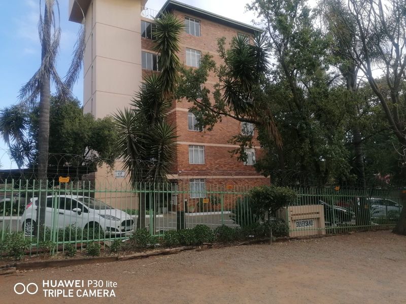 Flat Rental Monthly In Pretoria - Photo 1