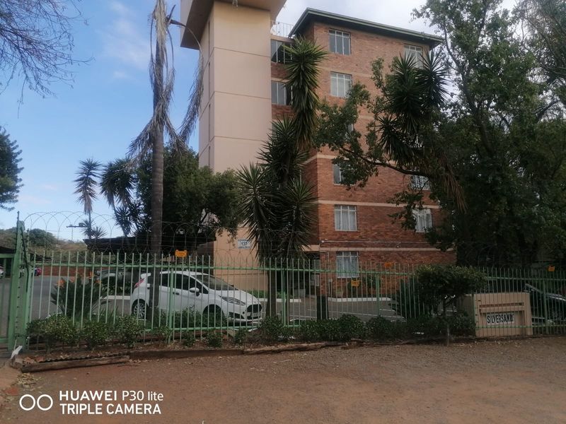 Flat Rental Monthly In Pretoria - Photo 3