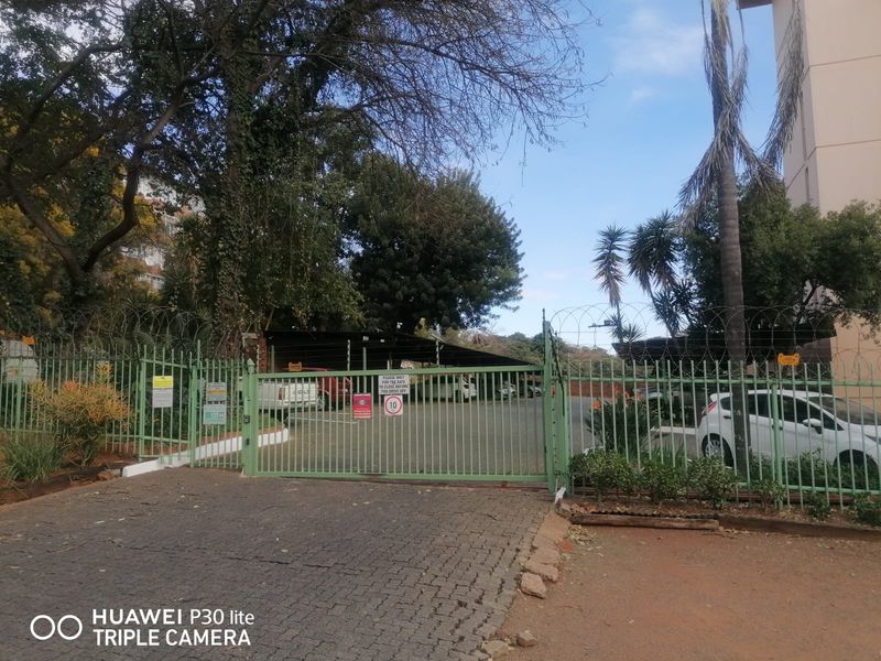 Flat Rental Monthly In Pretoria - Photo 6