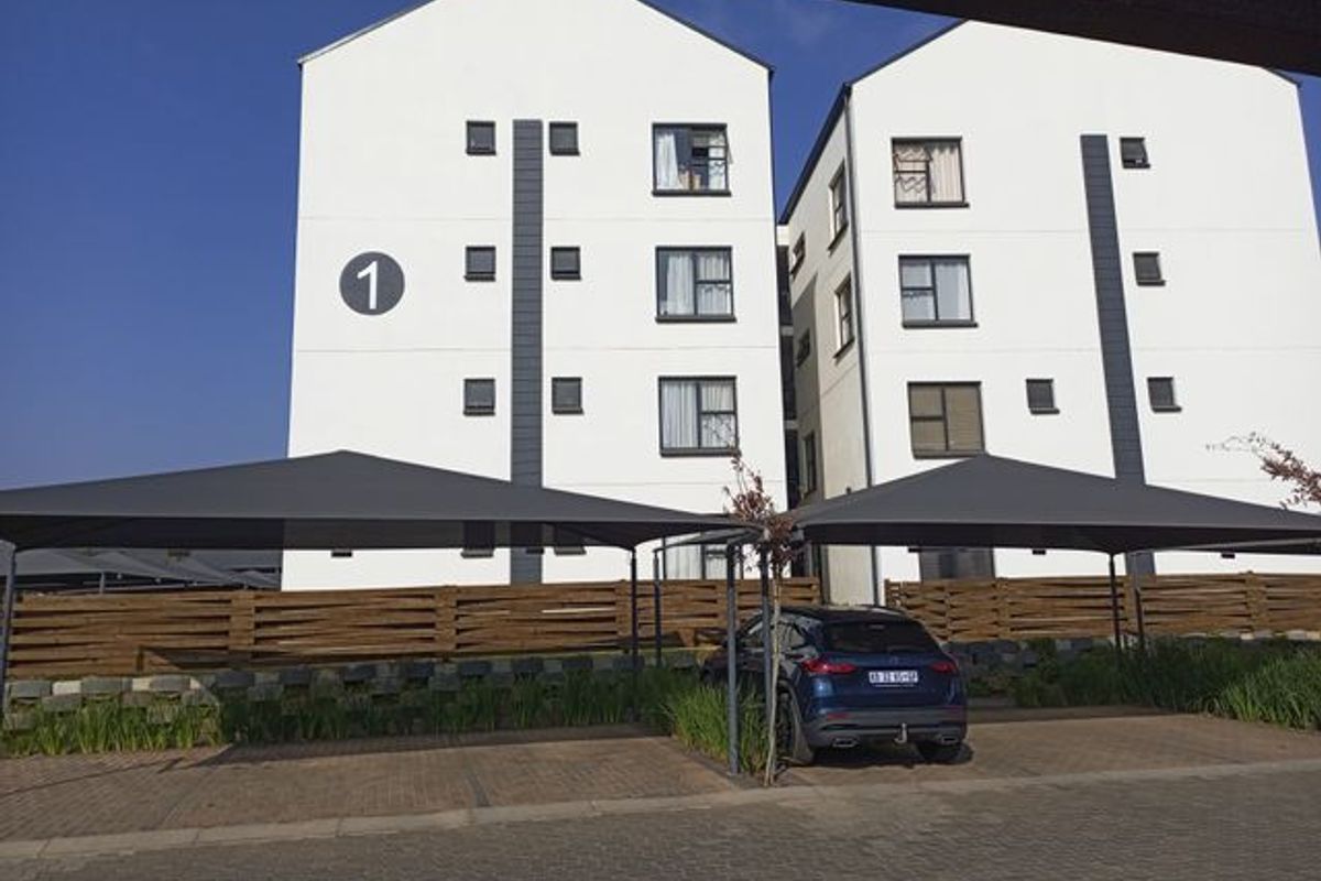 2 BEDROOM APARTMENT FOR SALE IN GREENCREEK LIFESTYLE ESTATE FOR R999 000 - Photo 5
