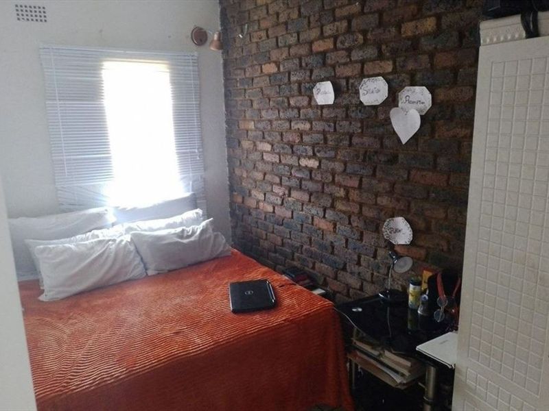 2 Bedroom apartment for sale - Photo 4