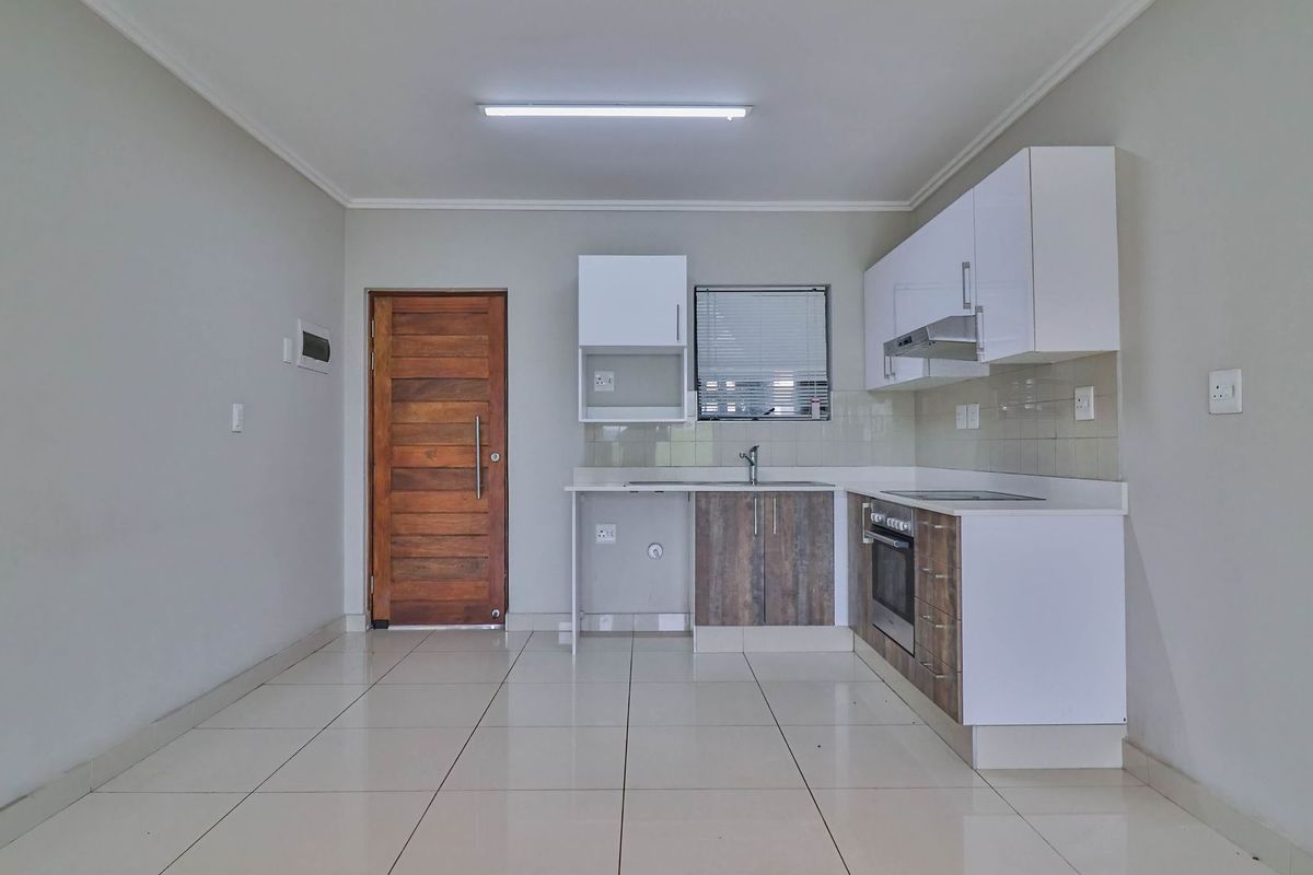 Apartment For Sale In Umhlanga - Photo 2