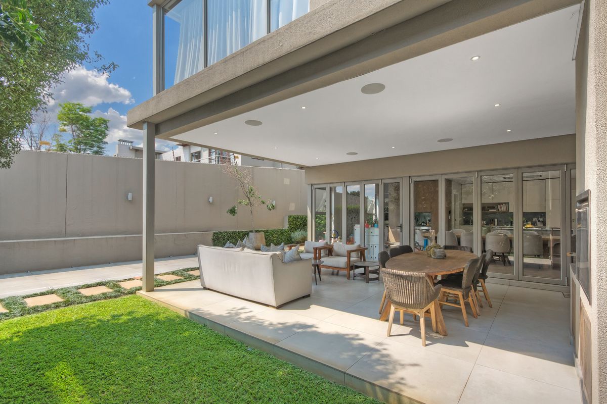 4/5 BED INCREDIBLE LUXURY CLUSTER HOME - Photo 4