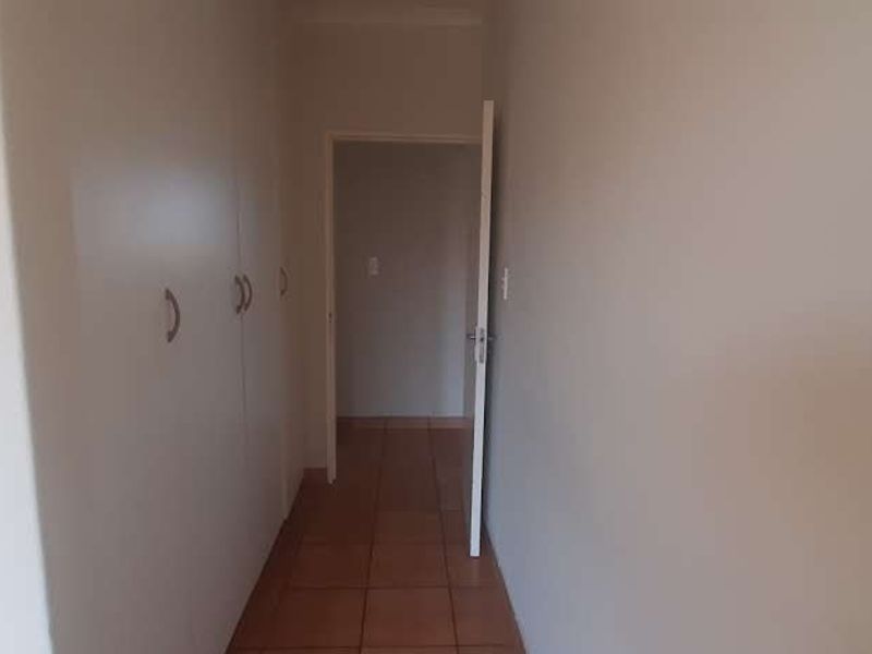 Modern and Secure Living! - Photo 7