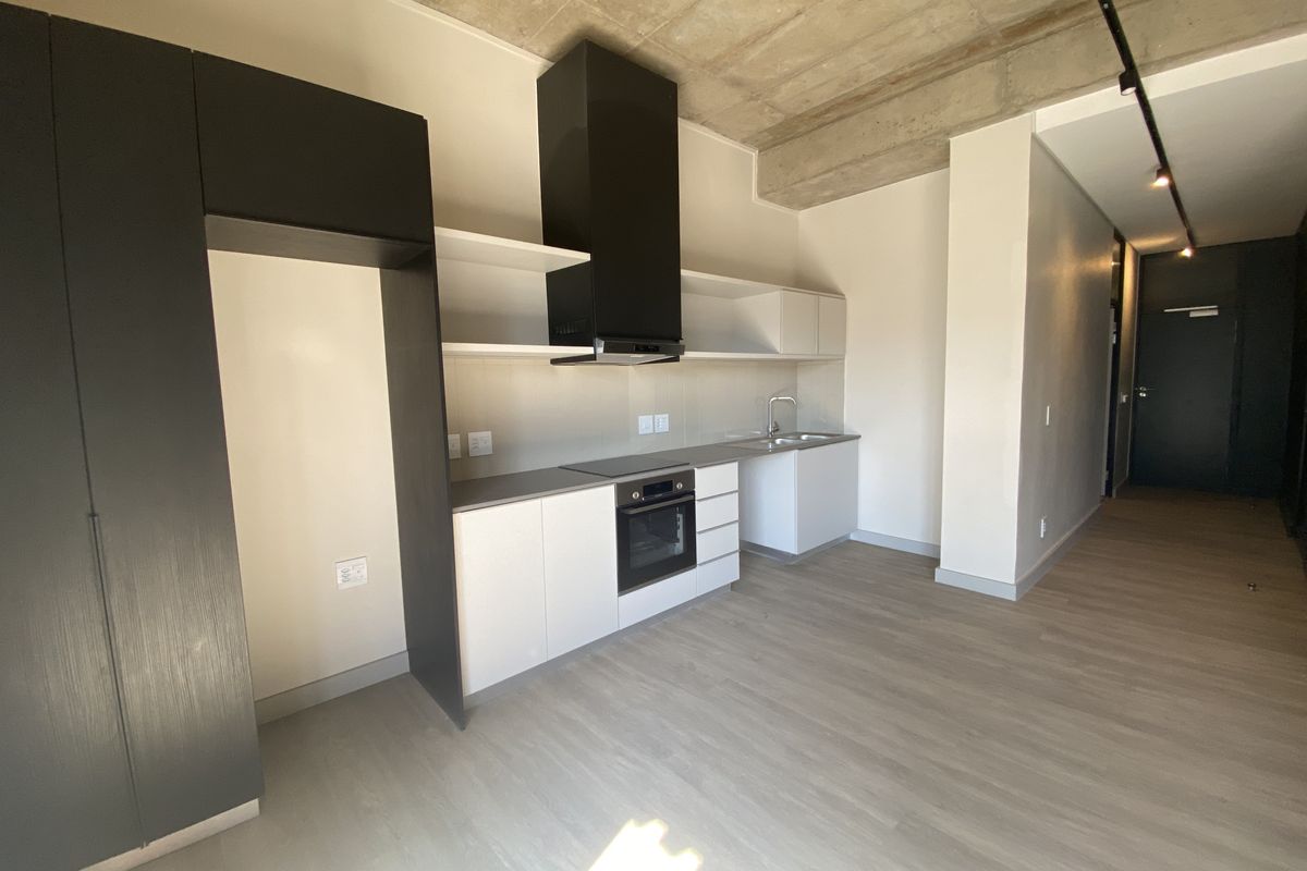 Modern Elegance in the Heart of Sandton – 1-Bedroom Apartment for Sale at The Lineal - Photo 3
