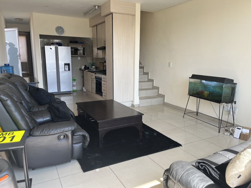 Duplex Rental Monthly In Witbank - Photo 3