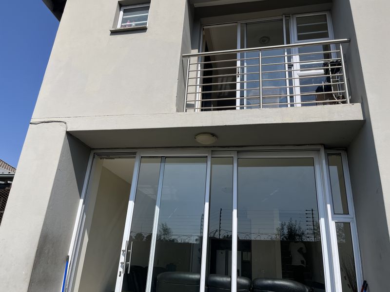 Duplex Rental Monthly In Witbank - Photo 7
