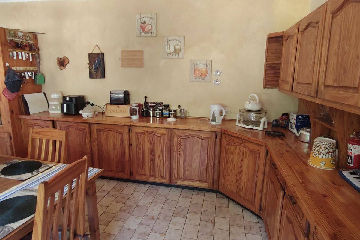 Picturesque Equestrian Guest Farm & Homestead Retreat - Photo 3