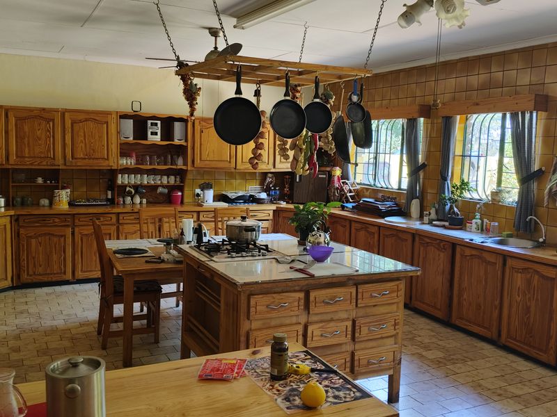 Picturesque Equestrian Guest Farm & Homestead Retreat - Photo 4