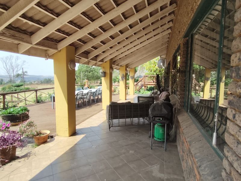 Picturesque Equestrian Guest Farm & Homestead Retreat - Photo 9