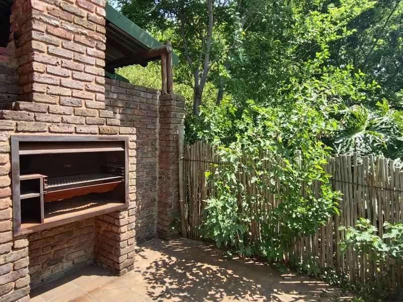 Picturesque Equestrian Guest Farm & Homestead Retreat - Photo 8