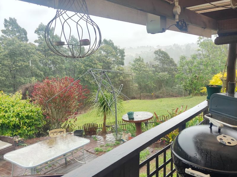 PRICE REDUCED - IMMACULATE UNIT FOR SALE - A REAL GEM - Photo 2