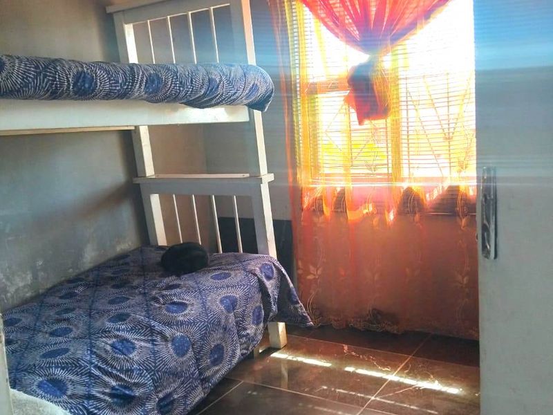 EXT.32 BETHELSDORP 2 BED 1 BATH HOUSE FOR SALE - Photo 3