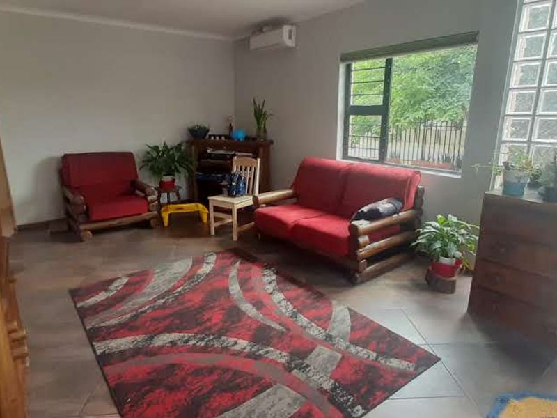 SOLAR POWERED HOME! - Photo 5