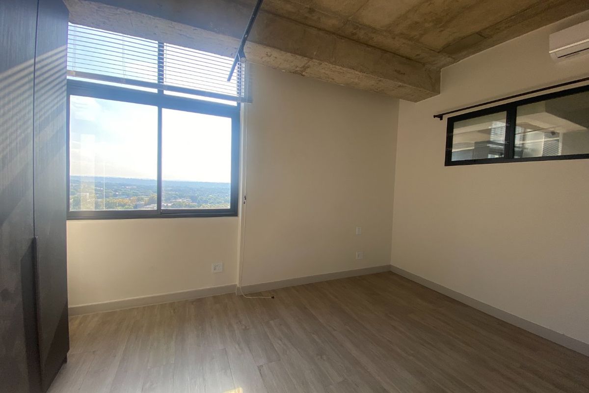 Luxury Meets Convenience – 1-Bedroom Apartment at The Lineal, Sandton - Photo 5