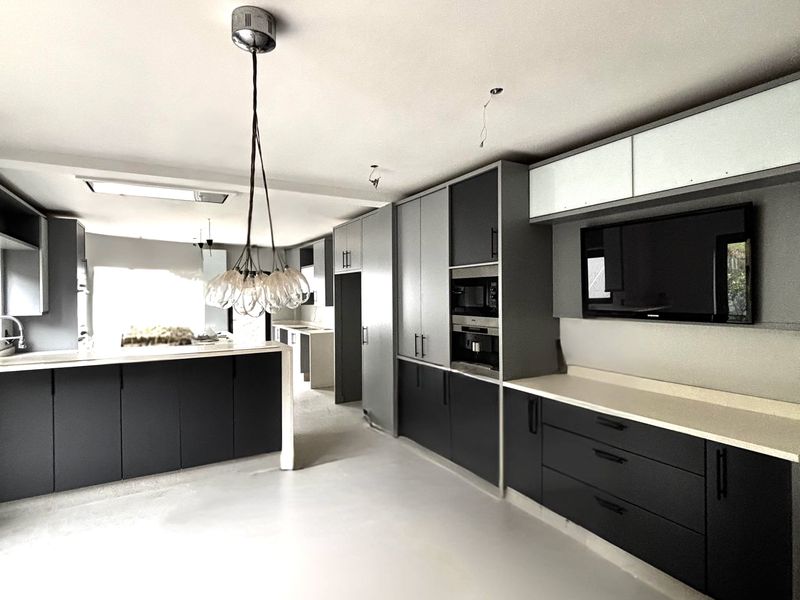 Beyond outstanding 3/4 bed - 4 GARAGED HOME !! - Photo 7