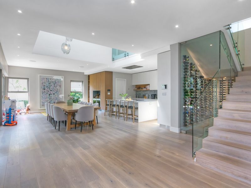 4 Bedroom House Just hit the Books - Photo 5