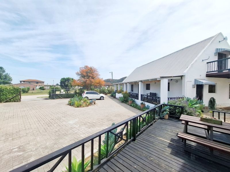 COLCHESTER FURNISHED 3 BED 3 BATH + GARDEN COTTAGE AVAILABLE FOR RENT - Photo 1