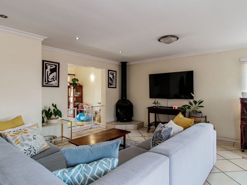 3 Bed House in Newlands - Photo 3