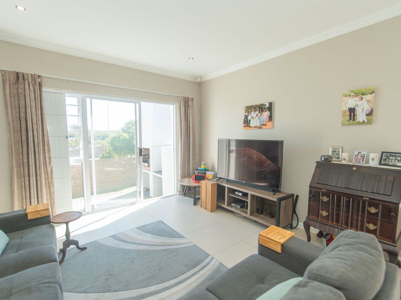 Modern Comfort Meets Everyday Convenience - Photo 6