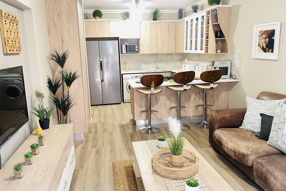 Apartment For Sale In Pretoria - Photo 3