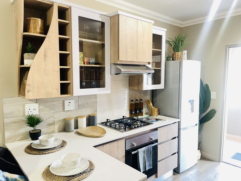 Apartment For Sale In Pretoria - Photo 4