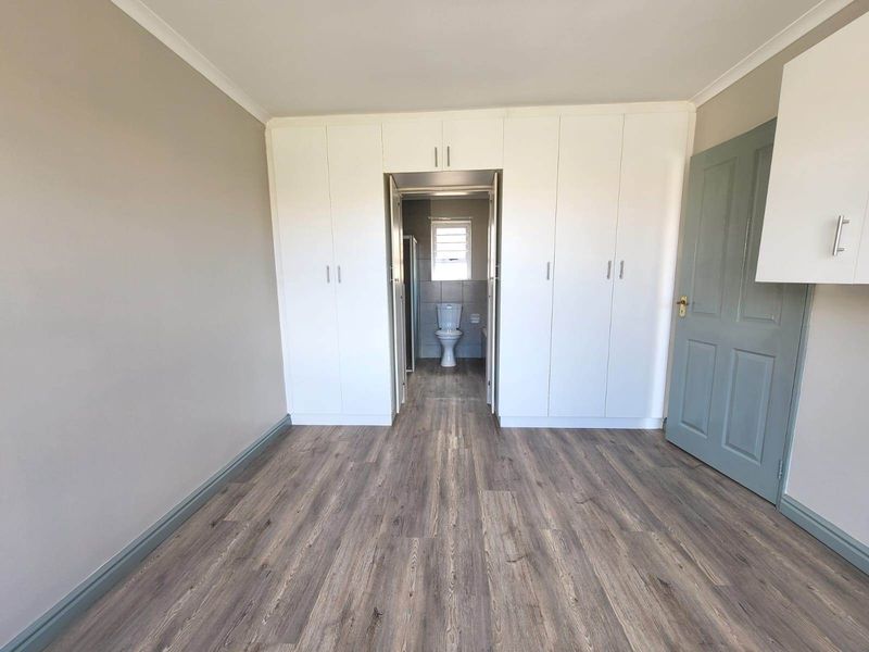 MODERN UNIT IN RETIREMENT VILLAGE WITH FRAIL CARE - Photo 8