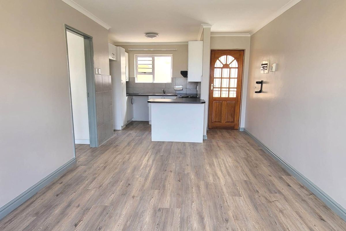 MODERN UNIT IN RETIREMENT VILLAGE WITH FRAIL CARE - Photo 2