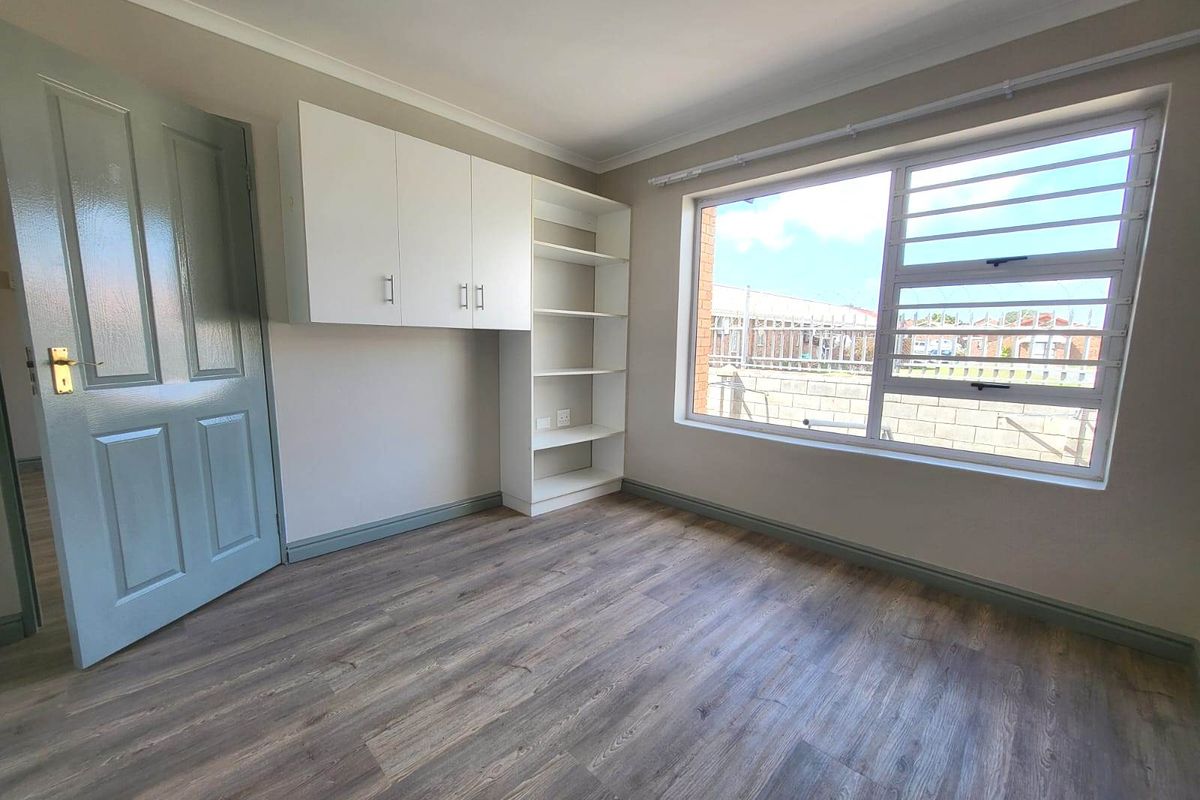 MODERN UNIT IN RETIREMENT VILLAGE WITH FRAIL CARE - Photo 5