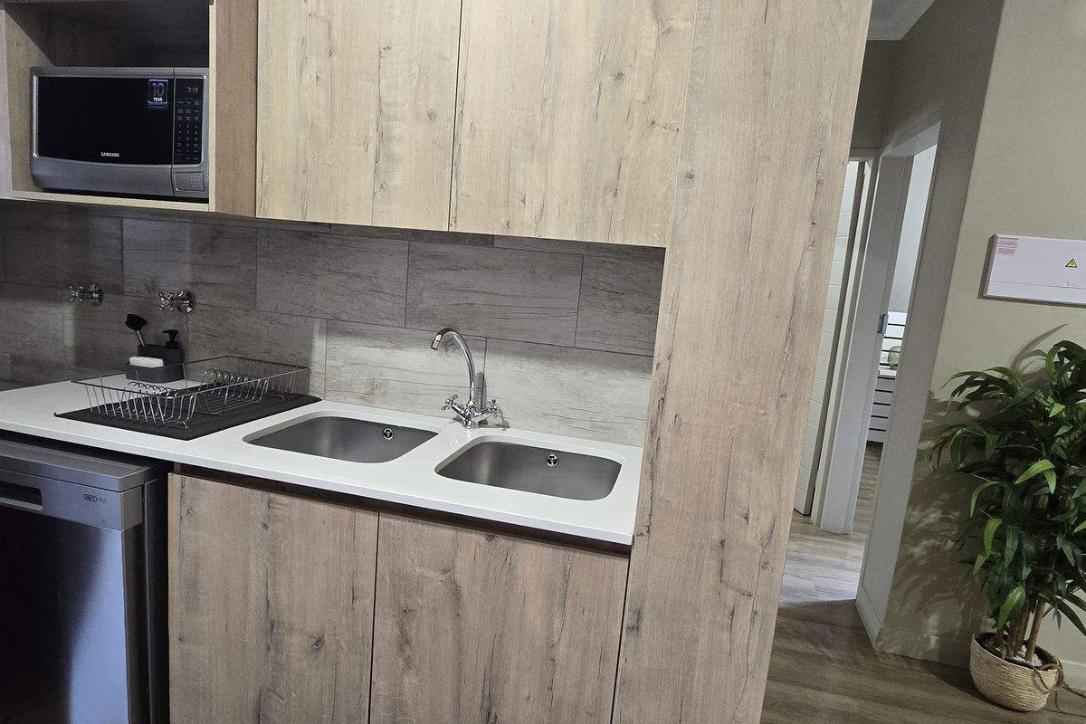 Apartment For Sale In Pretoria - Photo 3