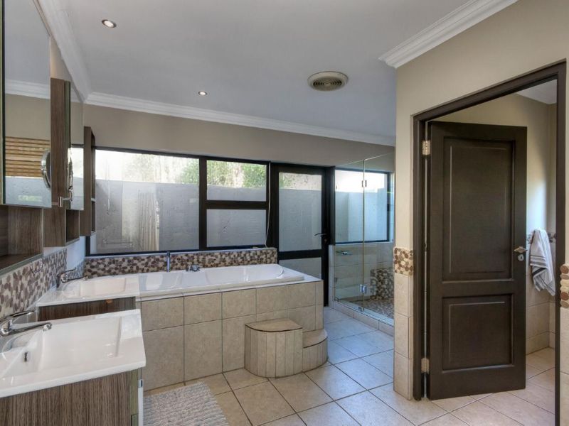 Magnificent 3/4 Cluster Morningside - Photo 5