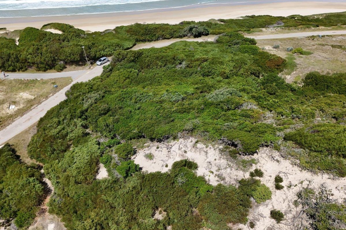 AMAZING LARGE STAND AVAILABLE IN PARADISE BEACH WITH 180 DEGREE SEAVIEW - Photo 3