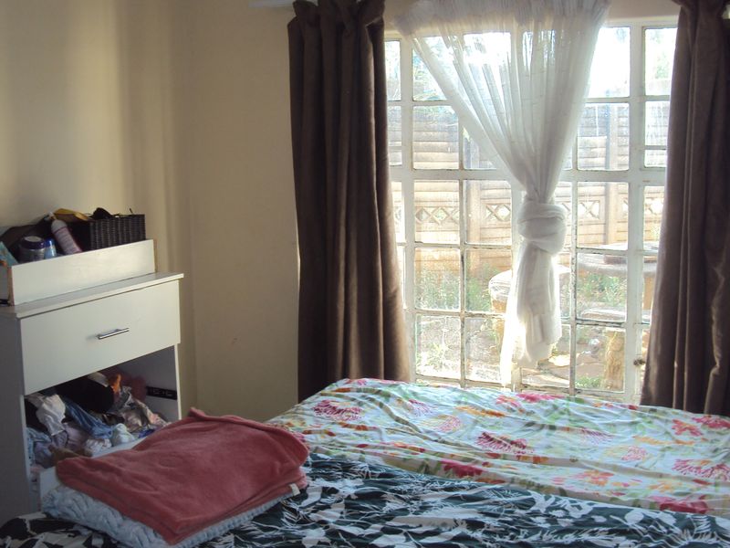 ONE IN A MILLION - Photo 8