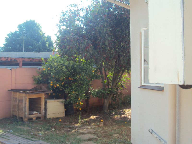 ONE IN A MILLION - Photo 9