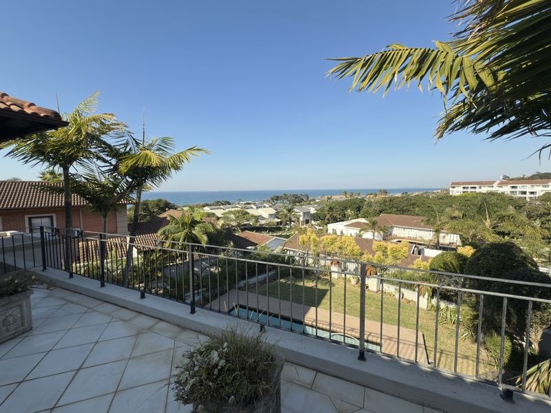 Amazing 5 bedroom house with ocean views - Photo 10