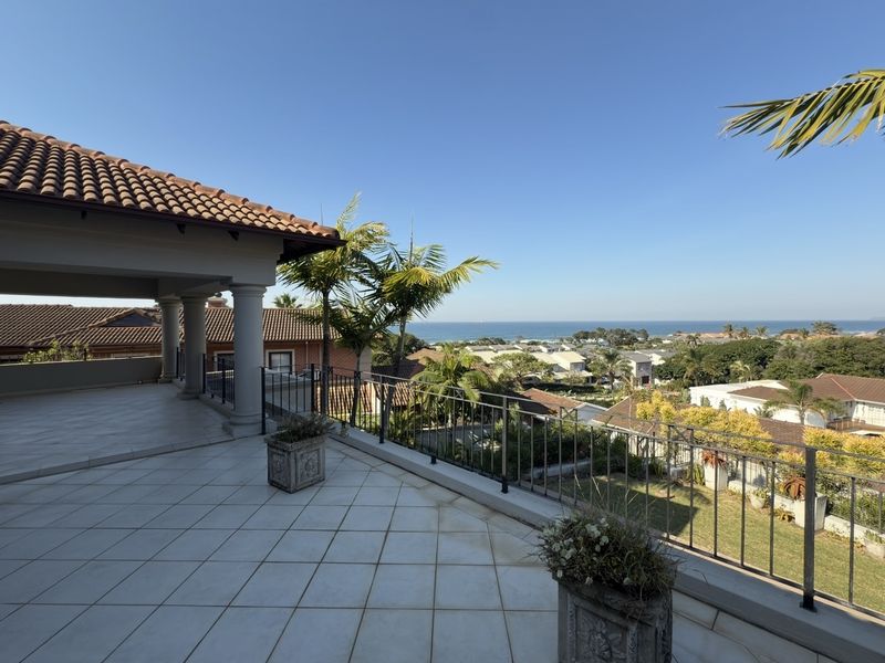 Amazing 5 bedroom house with ocean views - Photo 6