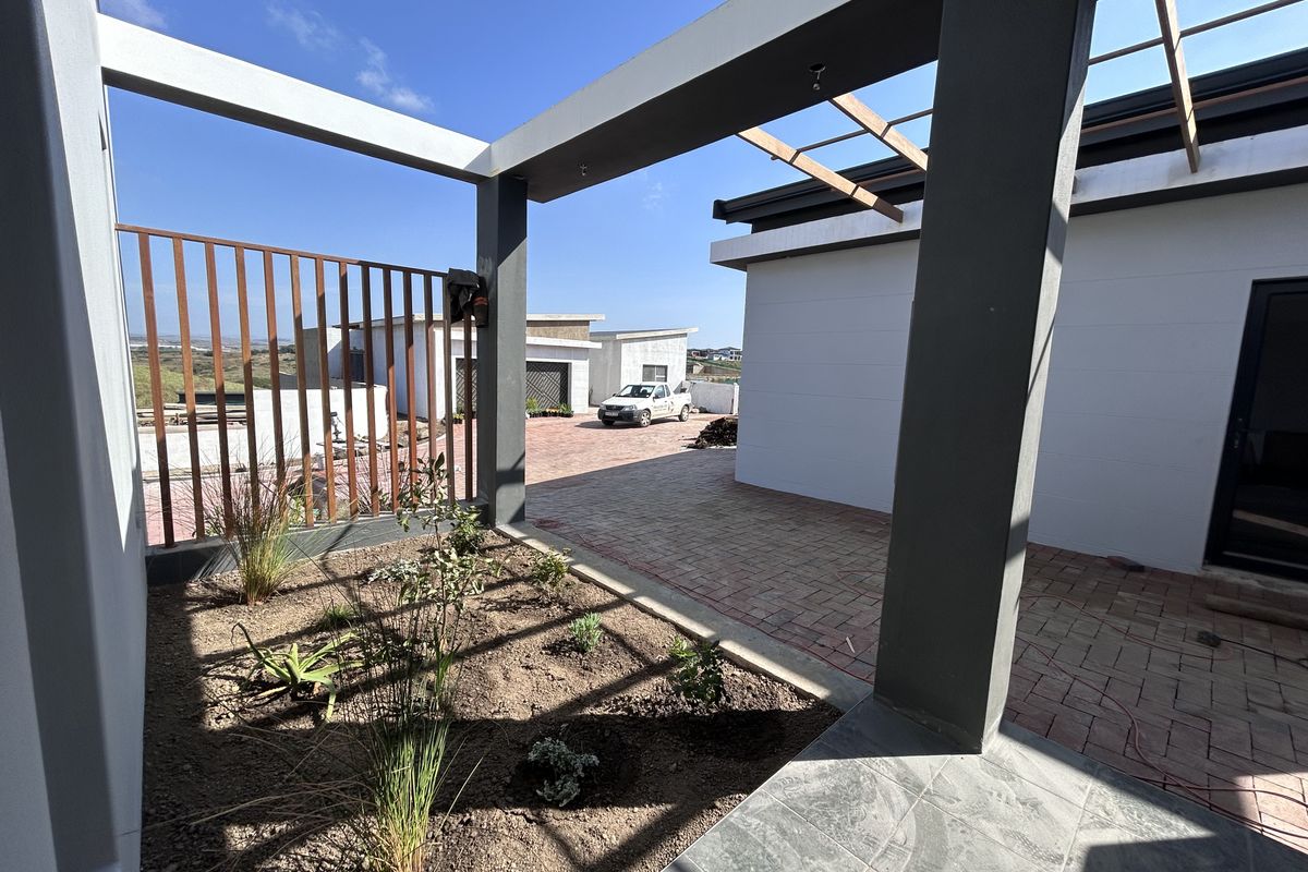 House For Sale In Ballito - Photo 2